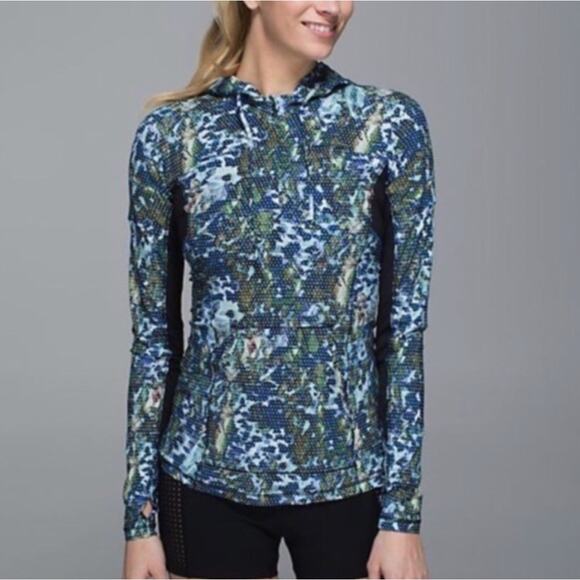 LULULEMON Runbeam Hoodie Floral Sport Women's Pullover Long Sleeve Top - Picture 8 of 8